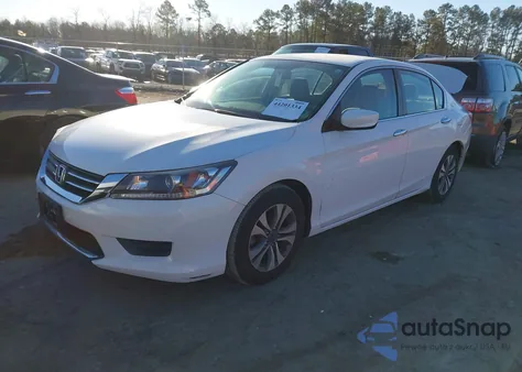 2015 Honda Accord Lx z USA, uszkodzony, nr VIN 1HGCR2F33FA177422